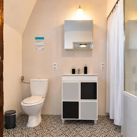 דירה Luxurious & Spacious In The Heart Of