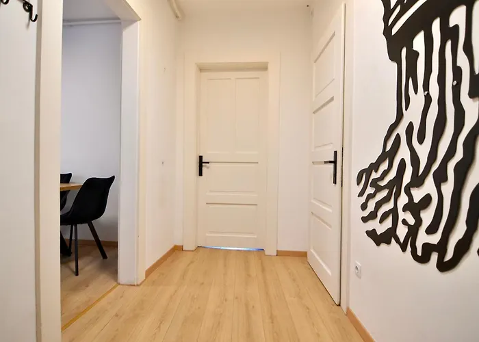 Lejlighed Luxurious & Spacious In The Heart Of *